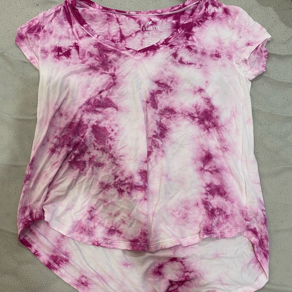 Tops - Picture 2 of 16